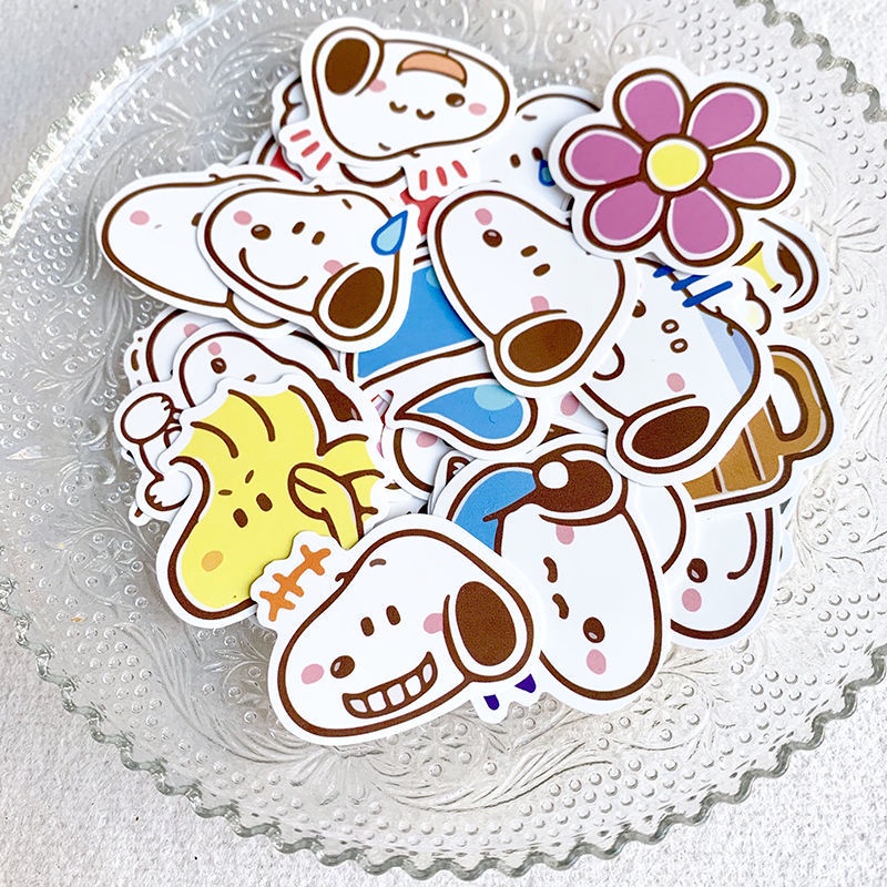Miếng dán trang trí hình chú chó snoopy xinh xắn chống thấm nước