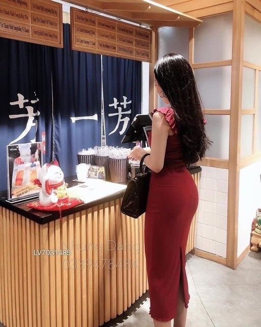 Đầm body váy body 2 dây cánh tiên xẻ sau siêu tôn dáng điệu đà | BigBuy360 - bigbuy360.vn