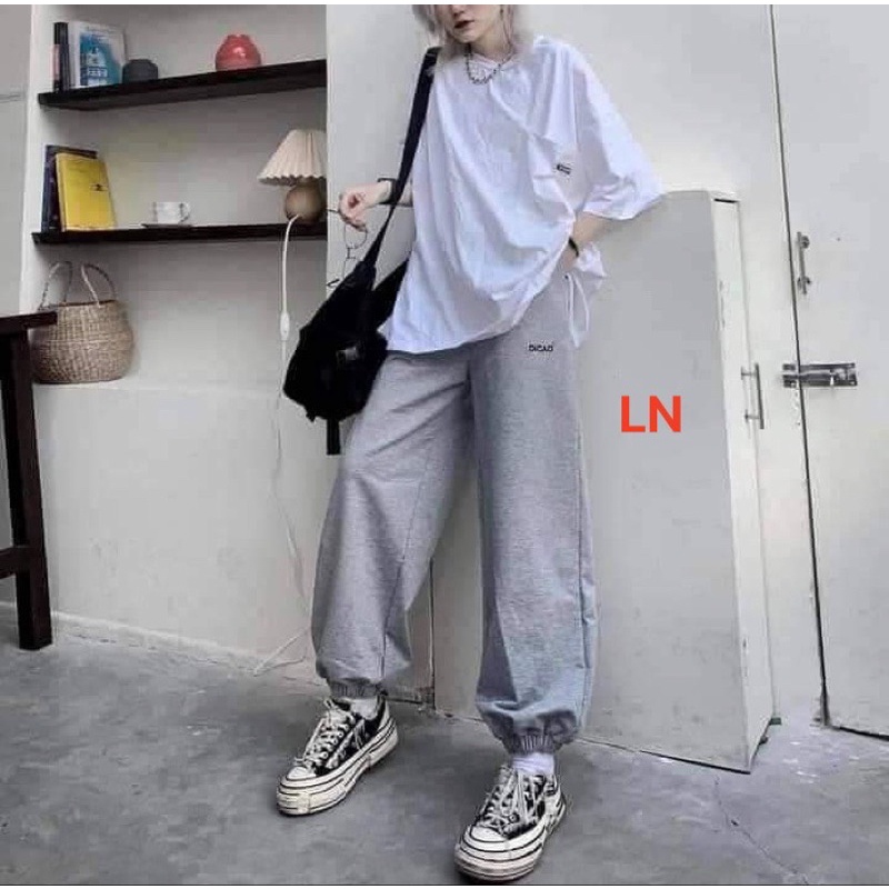 Áo thun mác in túi DA3