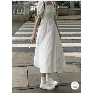 ĐẦM MIDI CỔ VUÔNG