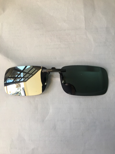 Kẹp kính râm thời trang + hộp bảo vệ (có video) | BigBuy360 - bigbuy360.vn