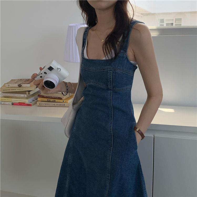 Đầm Denim Hai Dây Dáng Ôm Phong Cách Pháp Cổ Điển Thời Trang Mùa Hè