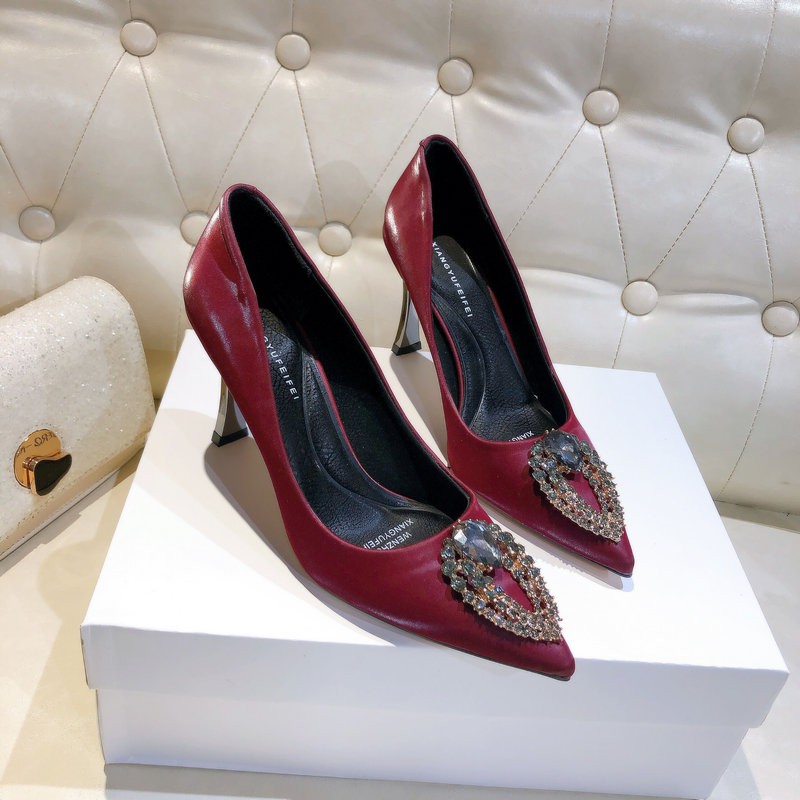 QUẢNG CHÂU CAO CẤP Cao gót lụa mũi đá 8 phân