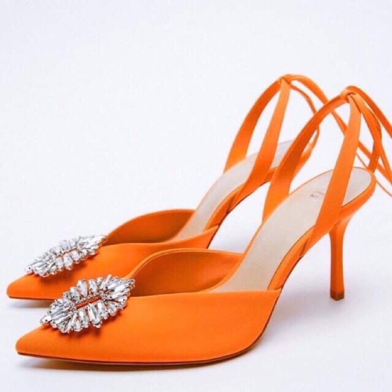 Giày cao gót zara đính đá vuông