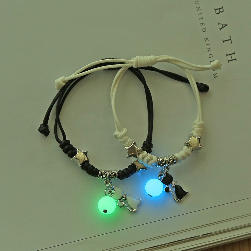Vòng Tay Dây Bện Mặt Hình Cỏ Bốn Lá Phát Sáng Trong Bóng Tối Cho Nữ