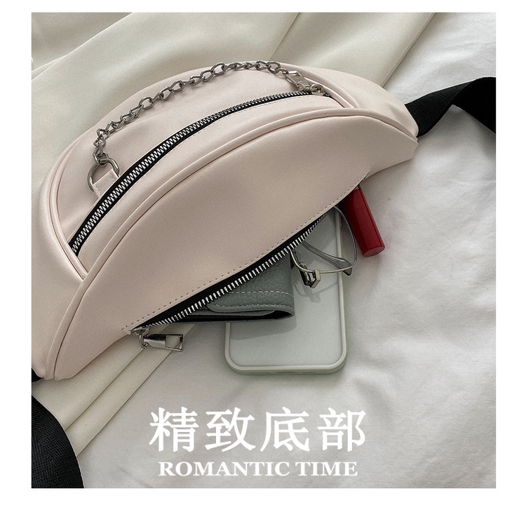 Túi đeo chéo JASMIN NOIR bằng da PU phối dây xích dành cho nữ