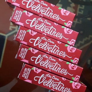 (AUTH) SON KEM LÌ LIME CRIME MATTE VELVETINES LIPSTICK - PUMPKIN