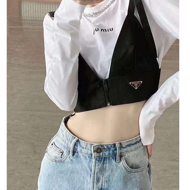 Áo Thun In Chữ New Re-Nylon Gabardine PRA 2021 Thời Trang
