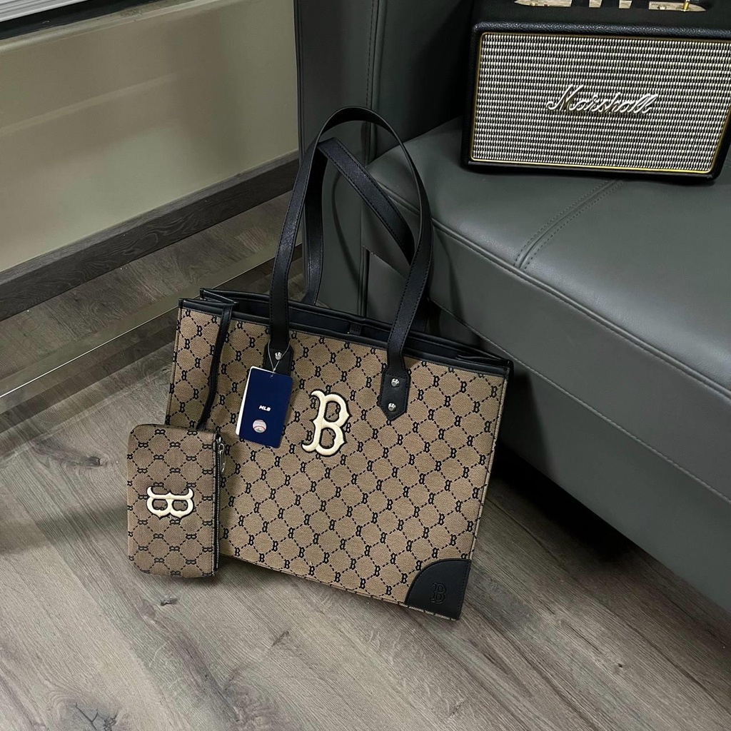 ✅  Túi MLB Monogram Diamond Jacquard TOTE Bag Boston Red Sox  HÀNG CHUẨN 1:1
