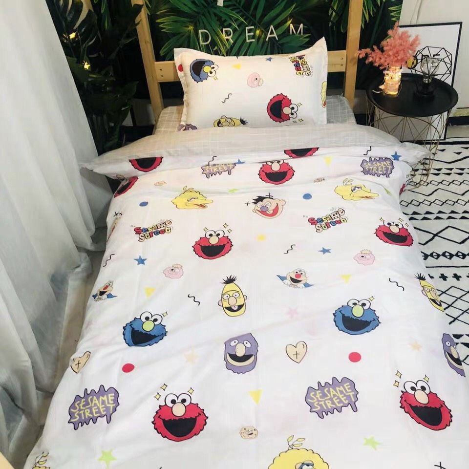 Bộ Vỏ Chăn Ga Gối Cotton Poly Nhập Khẩu - Sesame Street Nền Trắng
