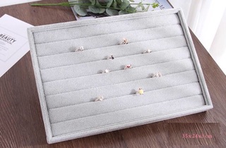 Khay nhung trưng bày trang sức Rubyhouse68
