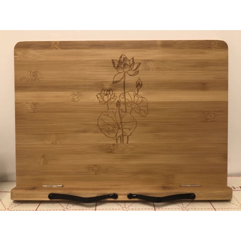 Kệ đọc sách thông minh họa tiết hoa sen 38x28cm | BigBuy360 - bigbuy360.vn