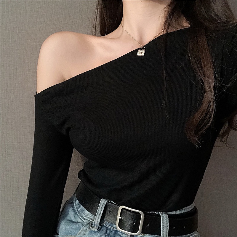 Áo thun gân lệch vai form ôm hack dáng JOLI Clothing AT102