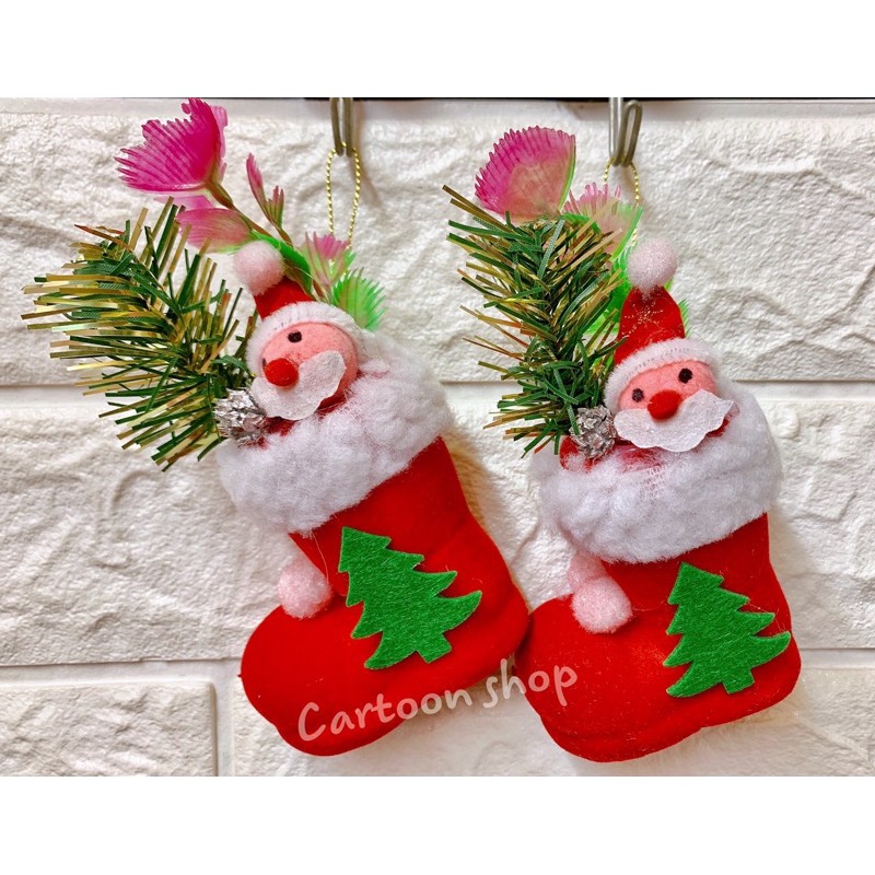 Set 2 giày nhung đỏ treo trang trí noel