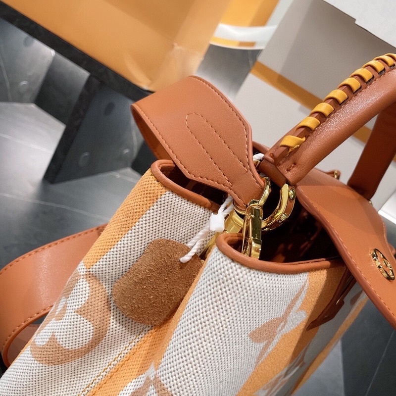 Túi xách lóuis Vuittón capucines sz 27 hàng order