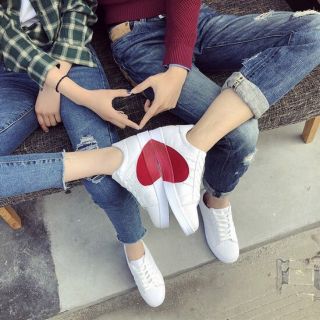 Hàng order: Trang Triều giày Sport tim dành cho người lớn.