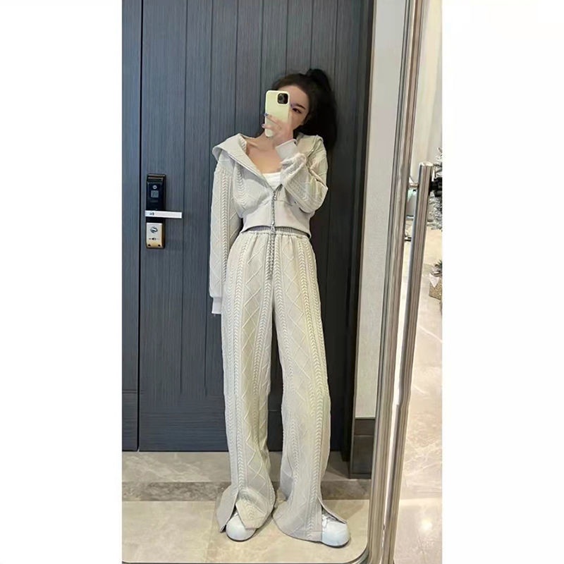 Set Áo Hoodie Và Quần Dài Xẻ Tà Thời Trang Năng Động Cho Nữ