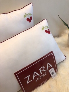 Gối bông Zara home cherry