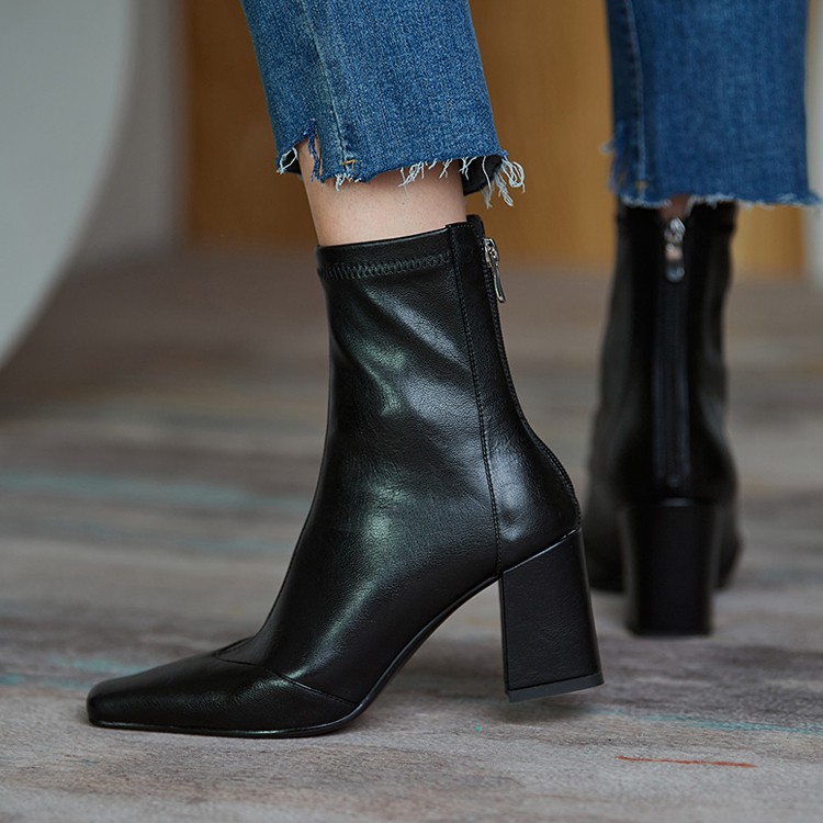 [ Kèm ảnh thật] Boot lửng mũi vuông ÔM CHÂN sành điệu GBN6901