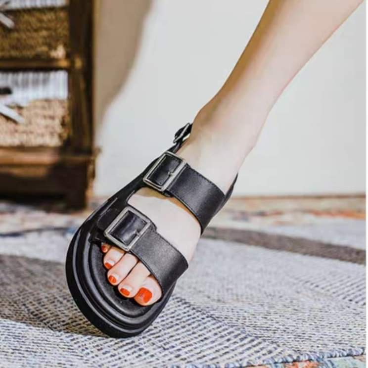 Giày sandal nữ đi học quai hậu đế bánh mì 2 quai khóa ngang basic bền êm hình chụp thật-BM04