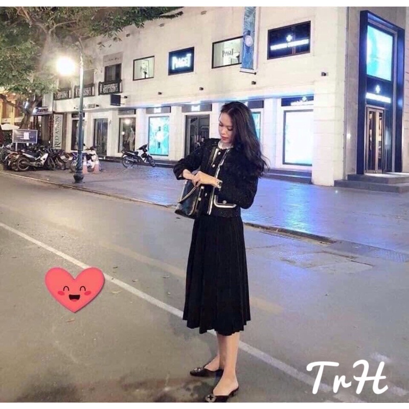 chân váy xếp ly dáng dài