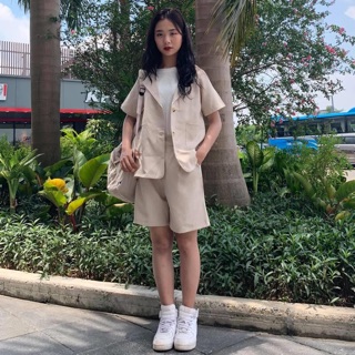 Sét vest quần ngố ulzzang ( 2 màu be và đen )