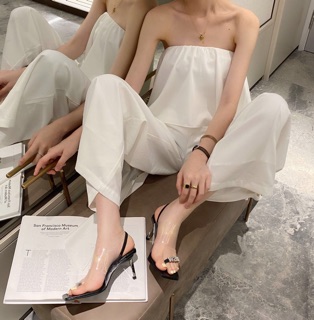 Sandal xỏ ngón đá wang