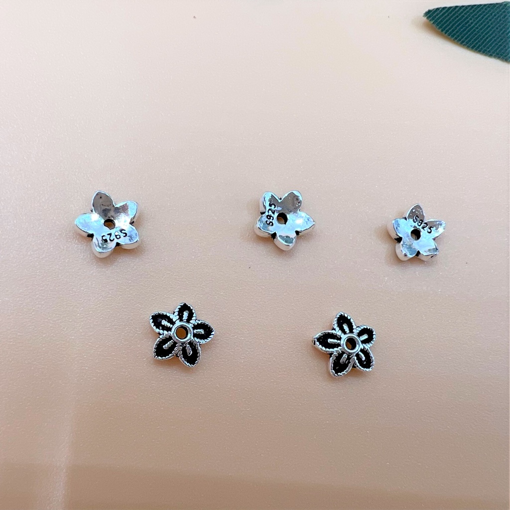 Charm ốp hạt hình hoa 5 cánh bạc trắng - Charm Bạc 925 - Mã CB772