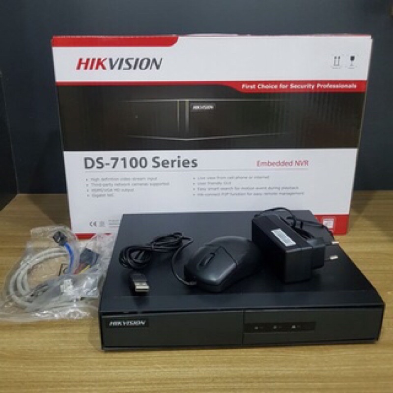 Đầu ghi hình camera IP 8 kênh, vỏ sắt HIKVISION DS-7108NI-Q1/M