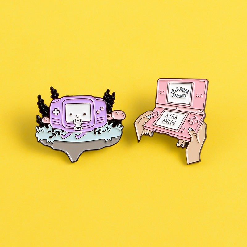 Pin cài áo Gameboy