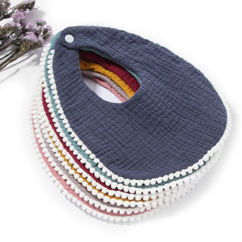 Yếm ăn cotton viền ren xinh xắn cho bé