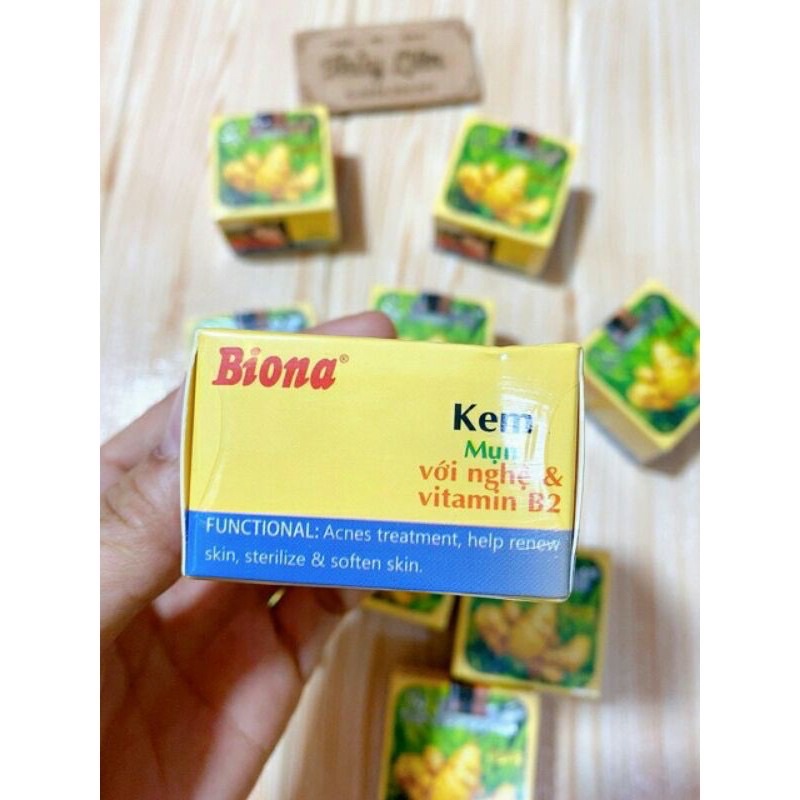KEM BIONA MỤN VỚI NGHỆ VÀ VITAMIN B2
