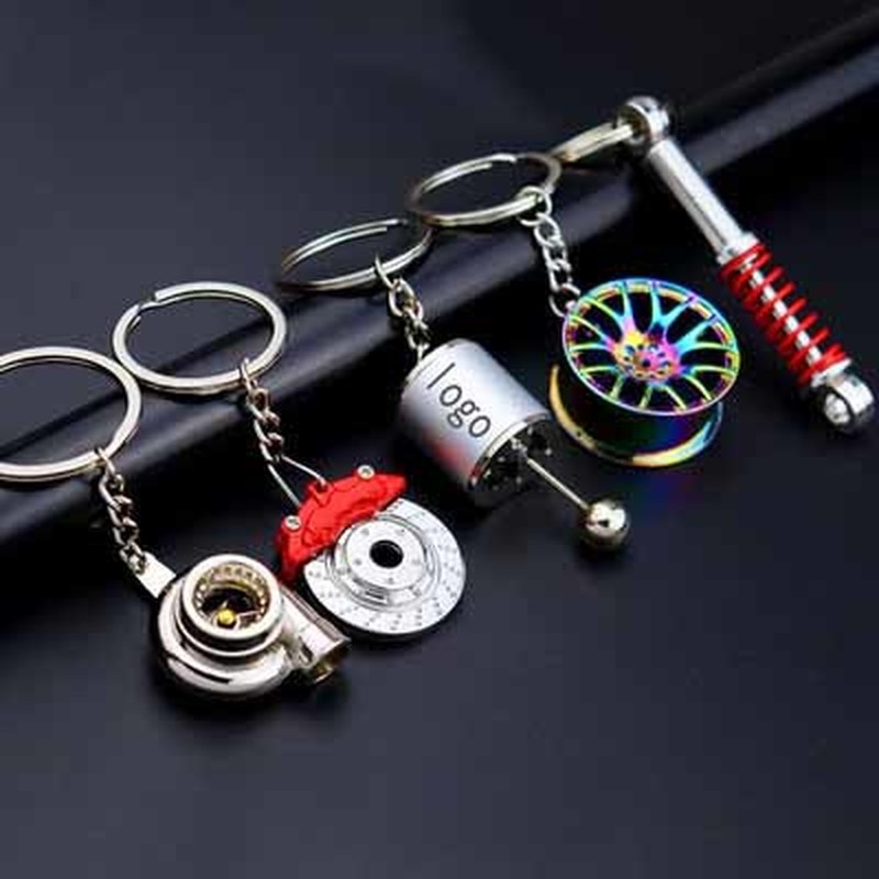 Móc Khóa Kim Loại Hình Hộp Số Xe Hơi Sáng Tạo