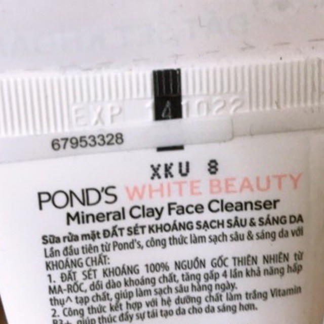 Sữa Rửa Mặt Pond’s Đất Sét Khoáng Sạch Sâu Sáng Mịn 40g