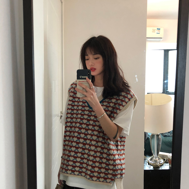 Áo Sát Nách Xiaozhainv Dệt Kim Cổ Chữ V Họa Tiết Kẻ Sọc Phong Cách Retro Hàn Quốc Dễ Phối Đồ Dành Cho Học Sinh | BigBuy360 - bigbuy360.vn