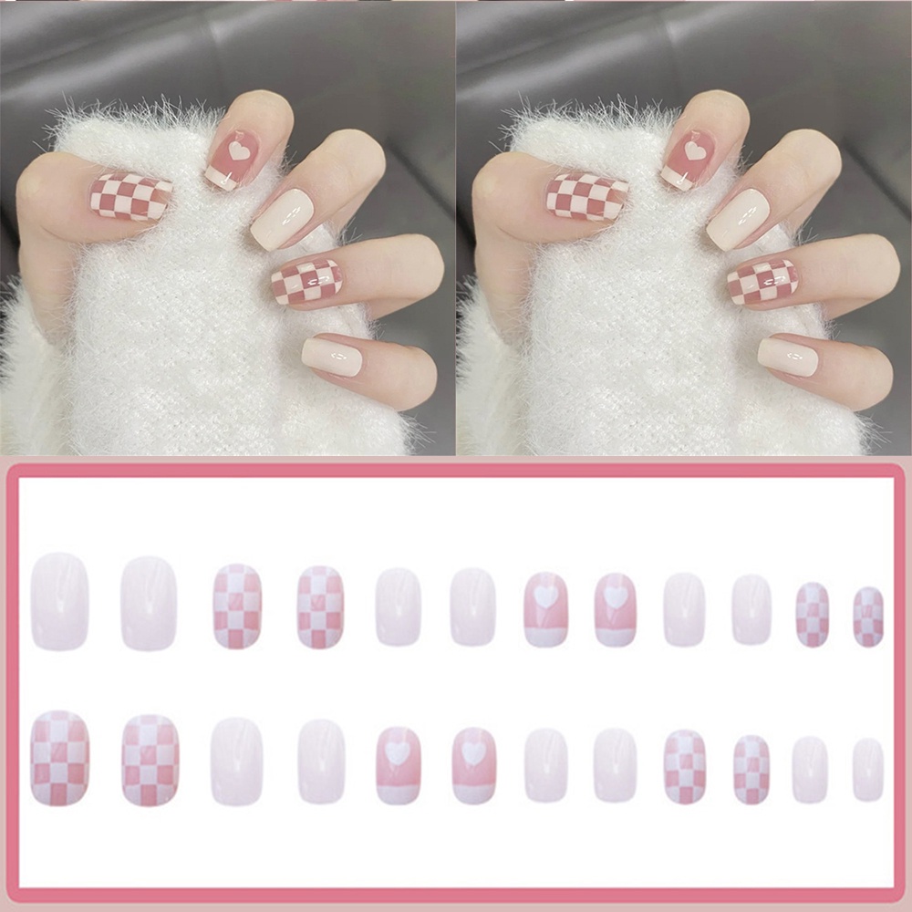 Set 24 Móng Tay Giả Họa Tiết Bàn Cờ Vua/Trái Tim Màu Trắng Hồng