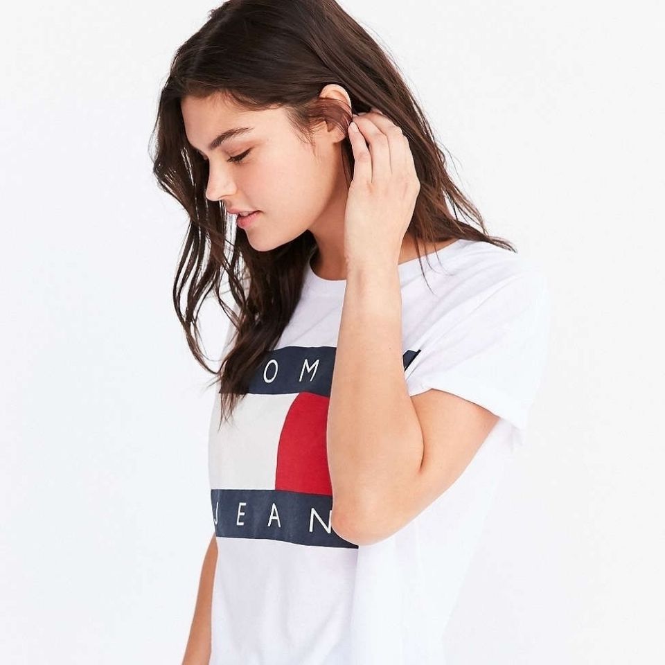 ! Tommy Hilfiger! Áo Thun Ngắn Tay Thoải Mái Cá Tính Cho Nam Nữ