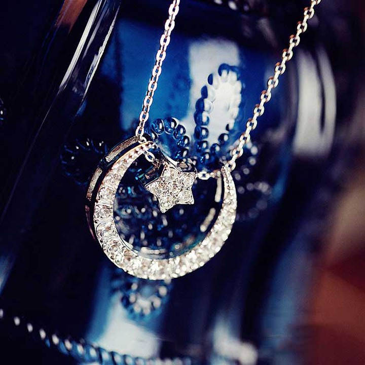 Vòng Cổ Nữ Hình Mặt Trăng Và Ngôi Sao, Bạc S925 Sáng Bóng - VC009