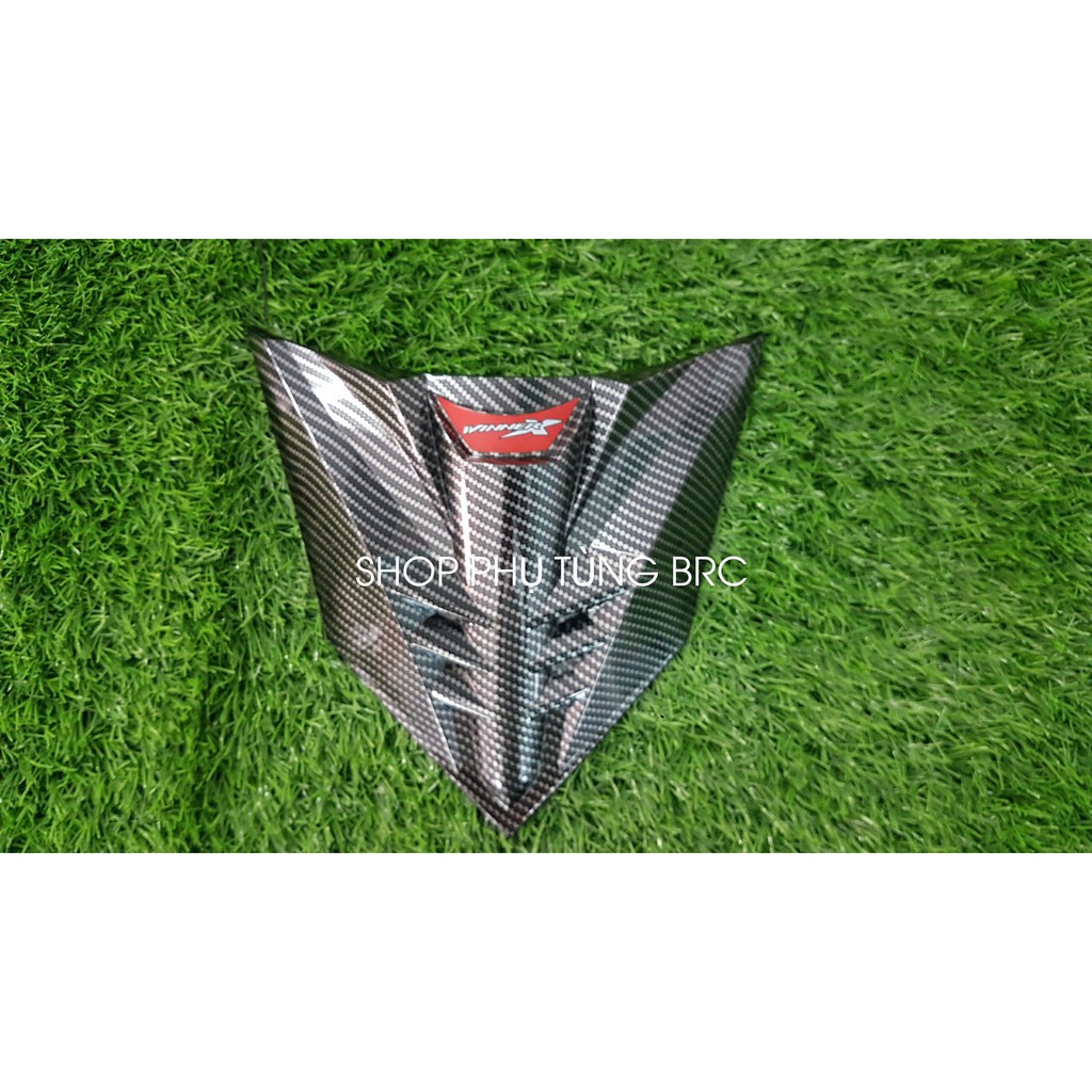 Ốp mặt nạ tem đỏ phủ cacbon xe WINNER X V2 2019 - 2021