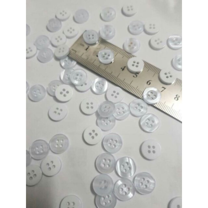 40 cúc áo trắng xanh sơ mi học sinh 4 lỗ 15k/40 chiếc