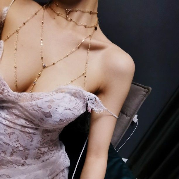 Chuỗi dây đeo ngực bằng kim loại trang trí bikini thời trang quyến rũ cho nữ