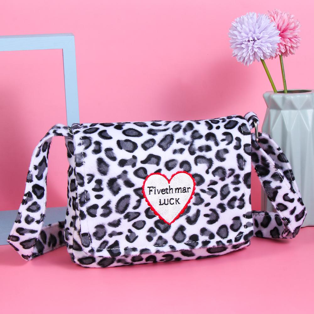 Túi Xách Mềm Mại Họa Tiết Trái Tim Thời Trang