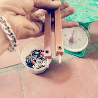 Hai thanh đồng đỏ chế tay hàn cell pin