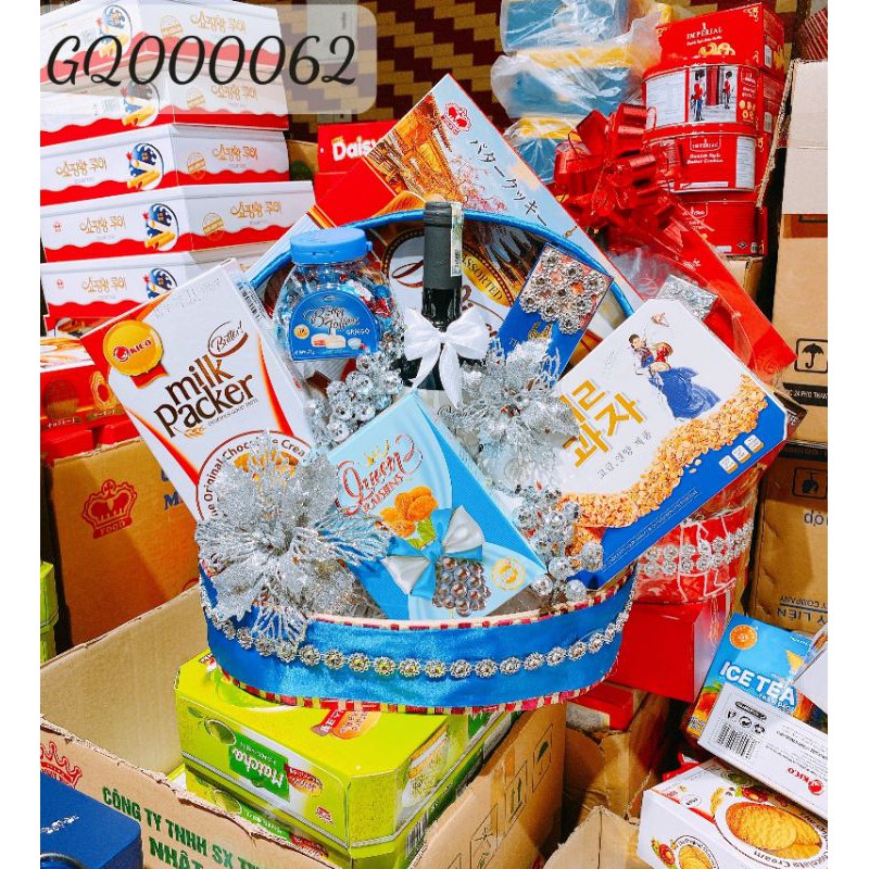Giỏ quà Tết, bánh kẹo Tết giá rẻ .khách đặt tối đa 1 giỏ 1 đơn | BigBuy360 - bigbuy360.vn