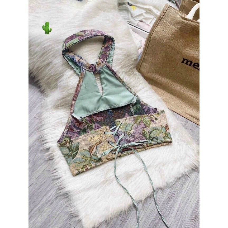 áo yếm thổ cẩm hở lưng