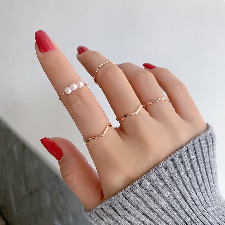 Bộ nhẫn kim loại phối ngọc trai nhân tạo thanh lịch cho nữ