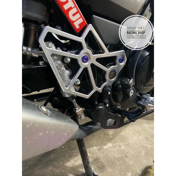 Nẹp sườn CNC Raider Satria tặng kèm tem titan