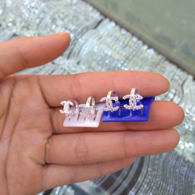 Bông tai bạc  Bông tai chữ x bạc ta đính đá trắng nhỏ xinh cho bé Van Jewelry V10656
