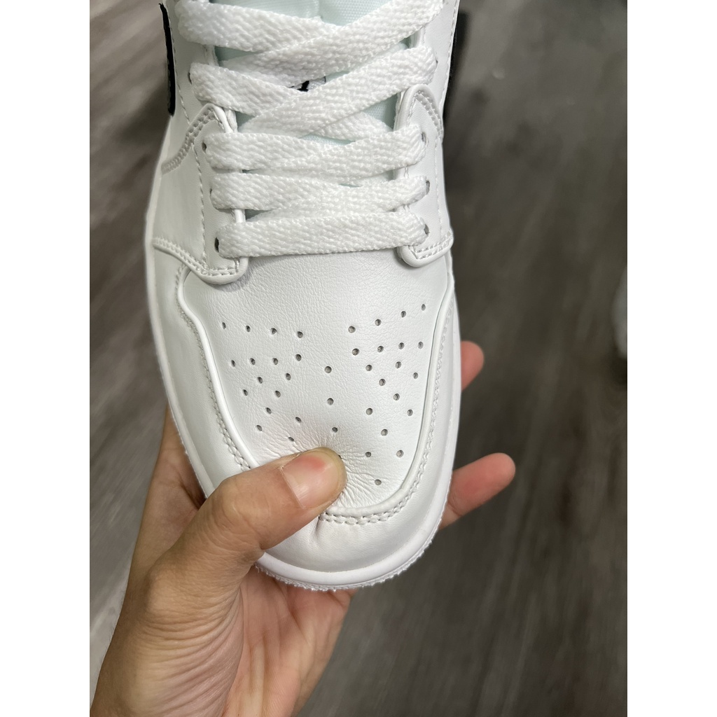 ⚡️GIÁ SỐC⚡️[Ảnh thật do shop tự chụp 100%]giày  Jordan d1 mid white shadow trắng đen | BigBuy360 - bigbuy360.vn