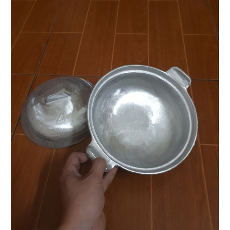 Tộ gang đúc kho thịt cá 21cm ( số 4 )